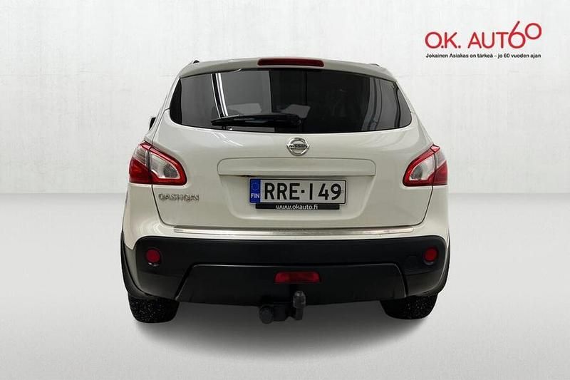 Käytetty Nissan Qashqai 360º 117 HP (86 kW) 2013 Valkoinen Katumaasturi