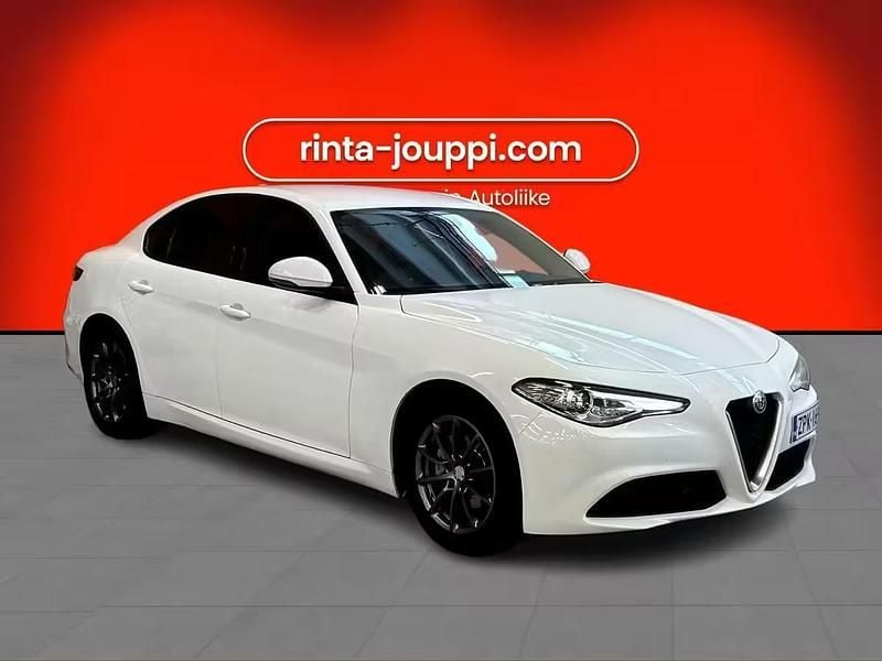 Käytetty Alfa Romeo Giulia Super 200 HP (147 kW) 2019 Sedan