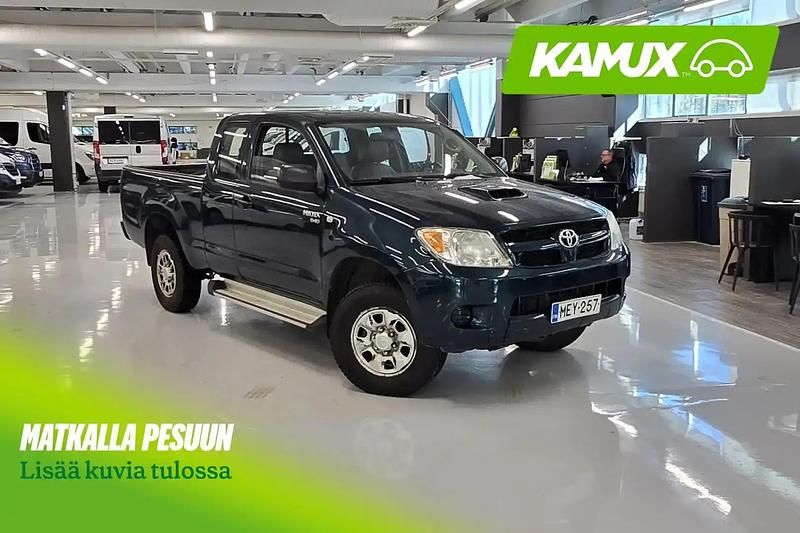 Käytetty Toyota HiLux 120 HP (88 kW) 2008 Vihreä Nouto