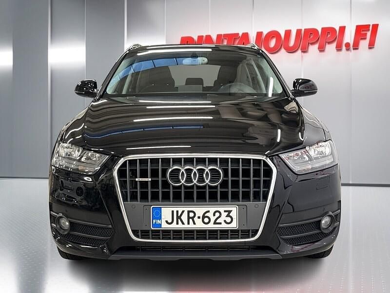 Käytetty Audi Q3 140 HP (102 kW) 2014 Musta Katumaasturi