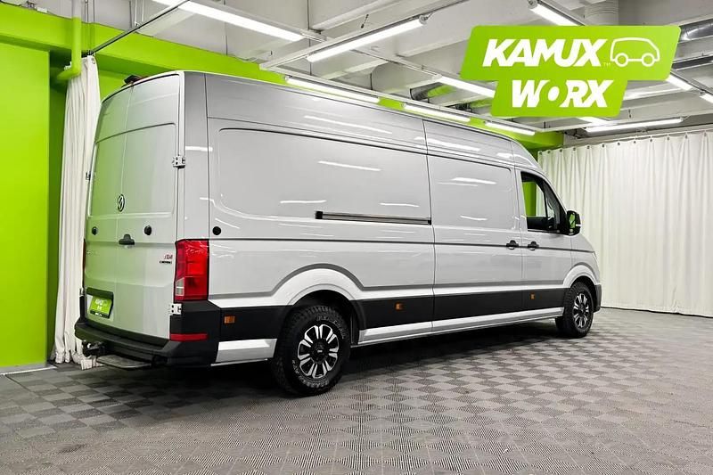 Käytetty VW Crafter 177 HP (130 kW) 2018 Hopea / harmaa Van