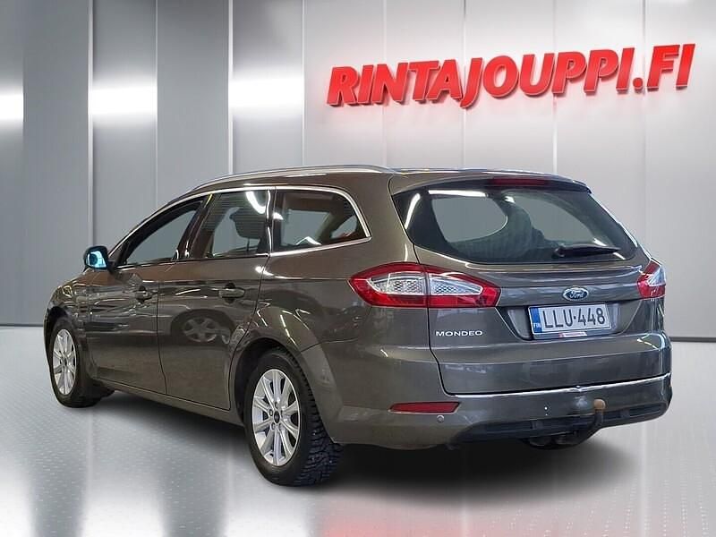 Käytetty Ford Mondeo Titanium 140 HP (102 kW) 2014 Vihreä Farmari