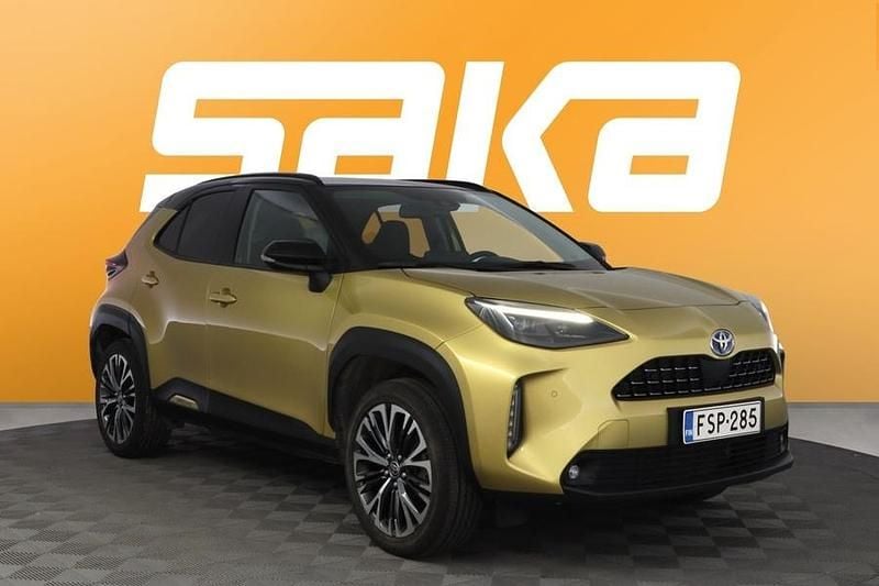 Käytetty Toyota Yaris Cross Business Edition 116 HP (85 kW) 2023 Katumaasturi