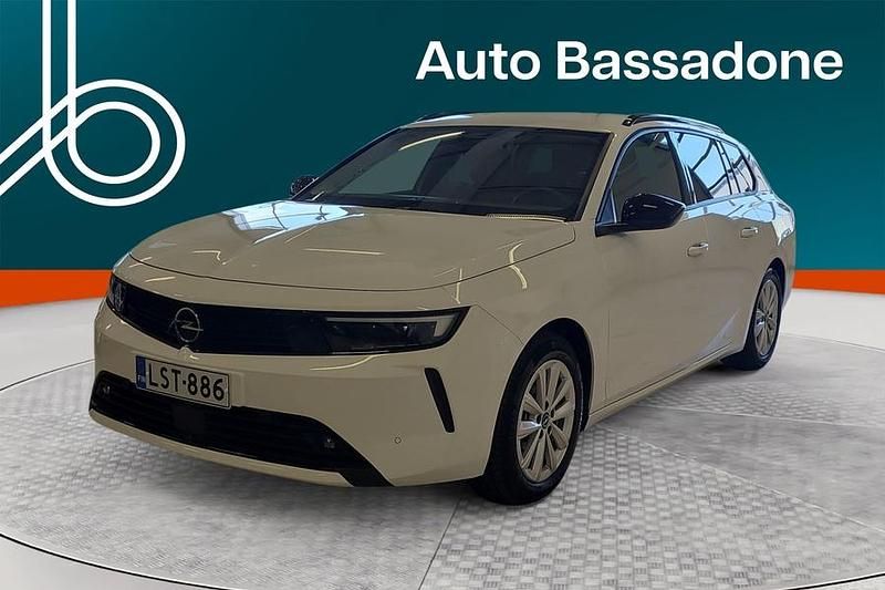 Käytetty Opel Astra Edition 136 HP (100 kW) 2024 Farmari
