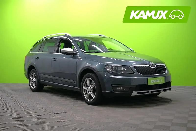 Hopea / harmaa Käytetty 2016 Skoda Octavia Farmari | 13 390 € (Hyvä tarjous) - Kuva 1/4