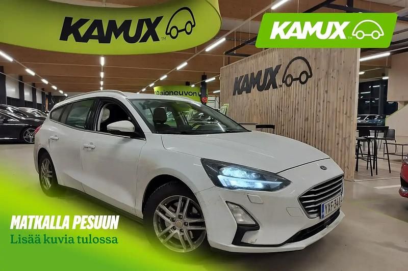 Valkoinen Käytetty 2020 Ford Focus Titanium Farmari | 14 990 € (Perustarjous) - Kuva 1/4