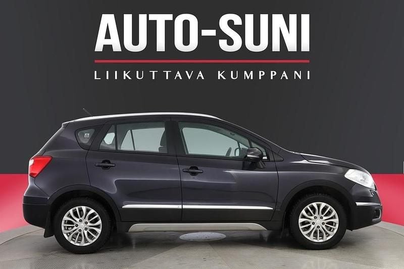 Käytetty Suzuki SX4 S-Cross GLX 120 HP (88 kW) 2013 Viistoperä