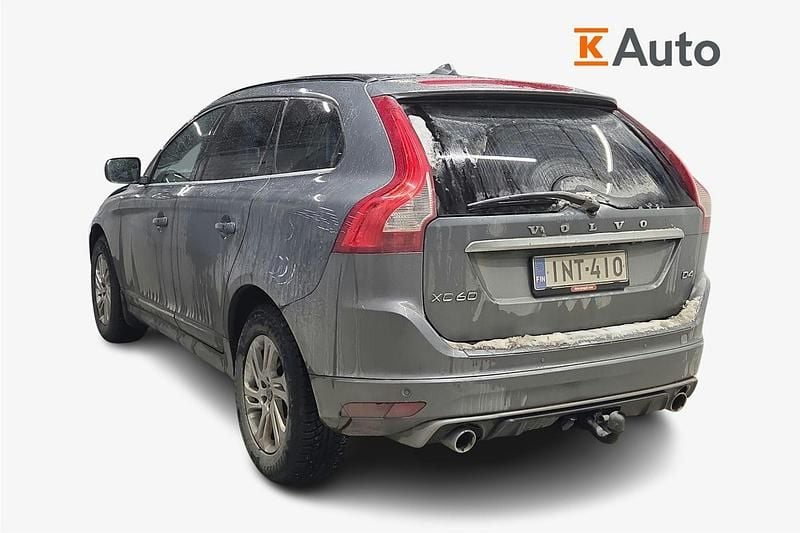 Käytetty Volvo XC60 Business Edition 190 HP (139 kW) 2017 Harmaa Katumaasturi