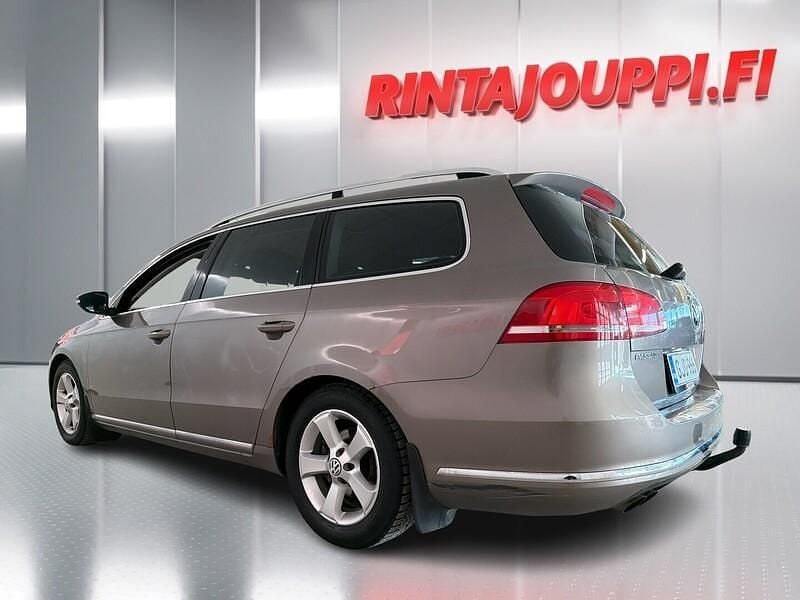 Käytetty VW Passat Highline 140 HP (102 kW) 2011 Farmari