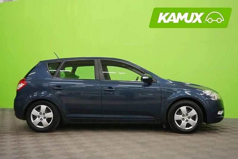 Käytetty Kia Ceed Active 124 HP (91 kW) 2010 Sininen Viistoperä