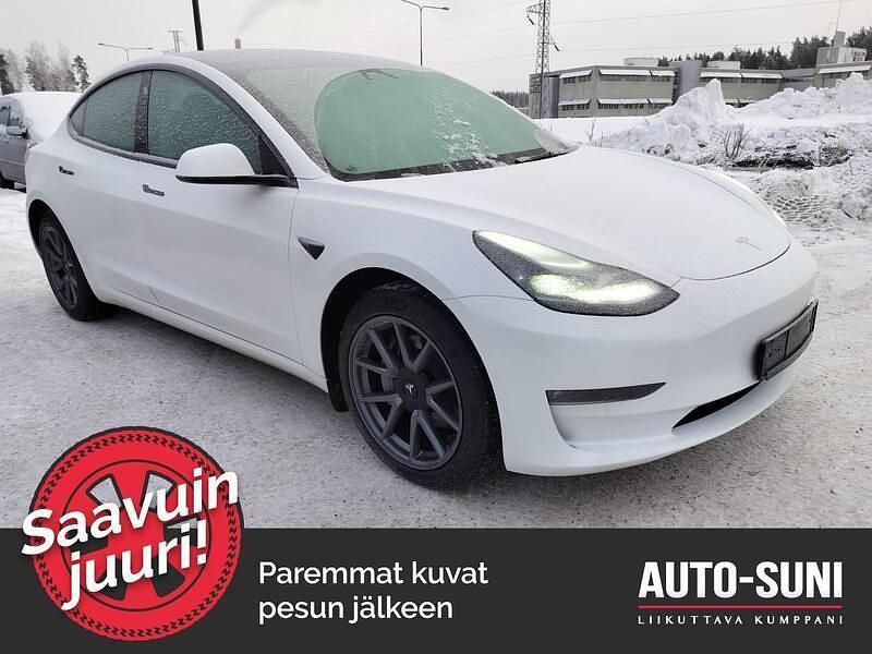 Käytetty 2023 Tesla Model 3 Sedan | 35 450 € (Perustarjous) - Kuva 1/3