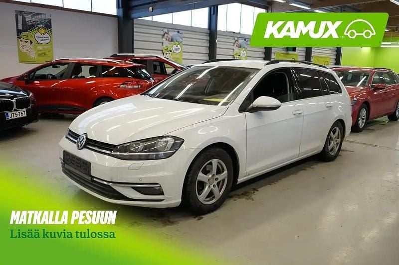 Käytetty VW Golf VIII 150 HP (110 kW) 2021 Valkoinen Farmari