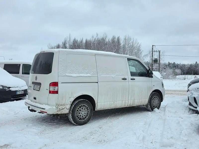 Käytetty VW T5 114 HP (83 kW) 2013 Valkoinen Van