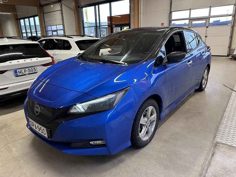 Käytetty Nissan Leaf 360º 110 kW (150 HP) 2022 Viistoperä