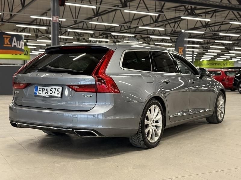 Käytetty Volvo V90 Business Edition 392 HP (288 kW) 2018 Farmari