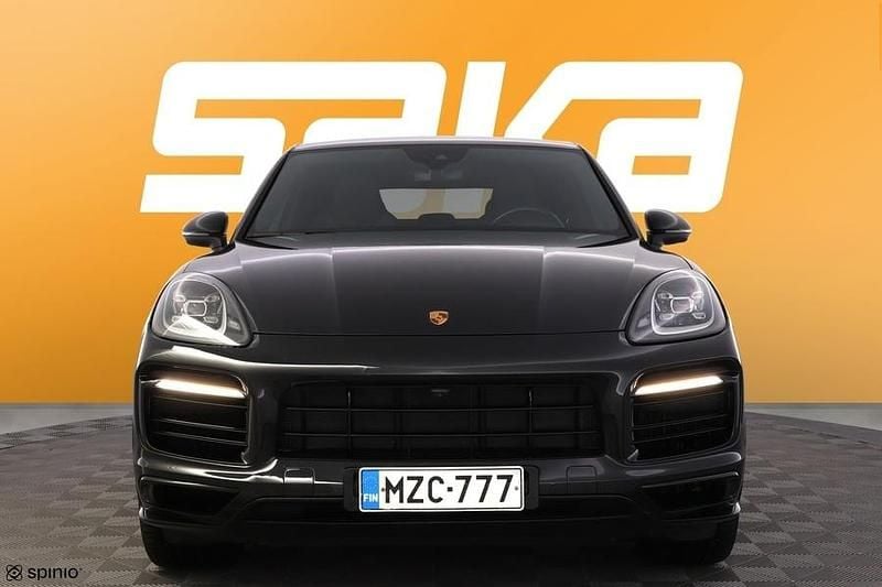 Käytetty Porsche Cayenne Sport 462 HP (339 kW) 2021 Katumaasturi
