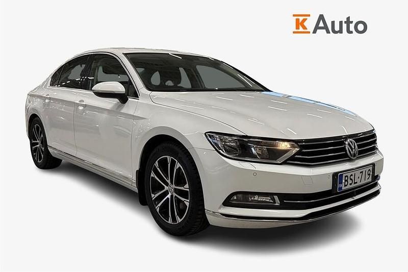 Käytetty VW Passat Comfortline 150 HP (110 kW) 2015 Sedan