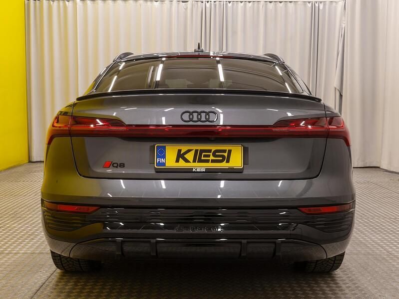 Käytetty Audi e-tron Sportback S-Line 300 kW (408 HP) 2024 Katumaasturi