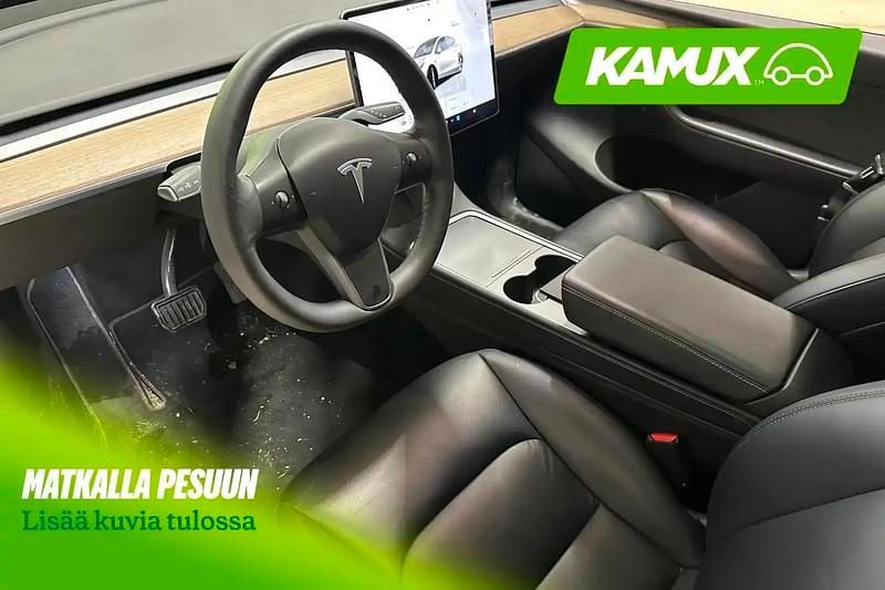 Käytetty Tesla Model Y 258 kW (351 HP) 2022 Valkoinen Katumaasturi