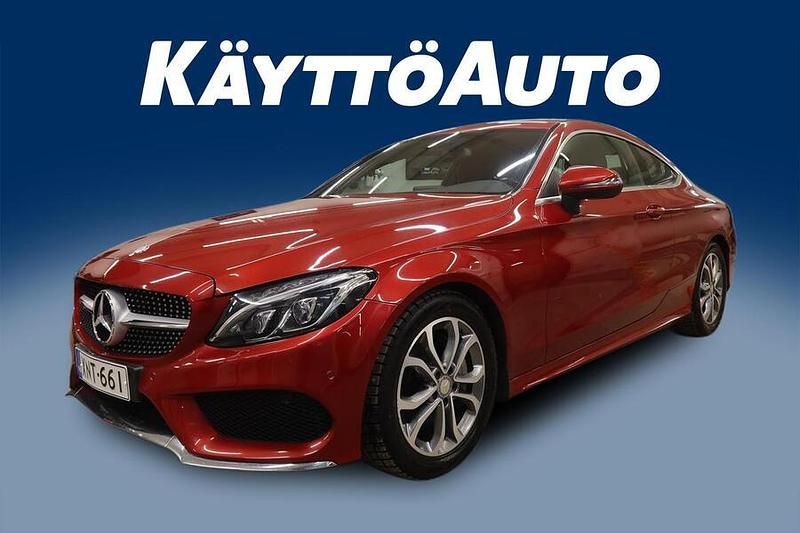 Käytetty Mercedes C220 Business 170 HP (125 kW) 2016 Hyasintinpunainen Coupe - kaksiovinen