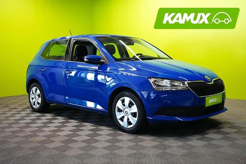 Käytetty Skoda Fabia Active 95 HP (69 kW) 2021 Sininen Sedan