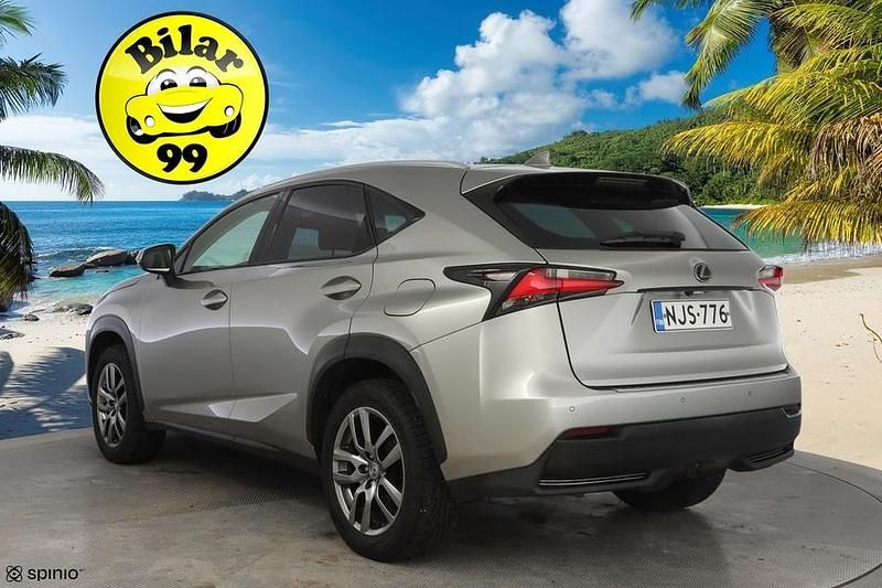 Käytetty Lexus NX300h Executive Line 155 HP (114 kW) 2015 Katumaasturi