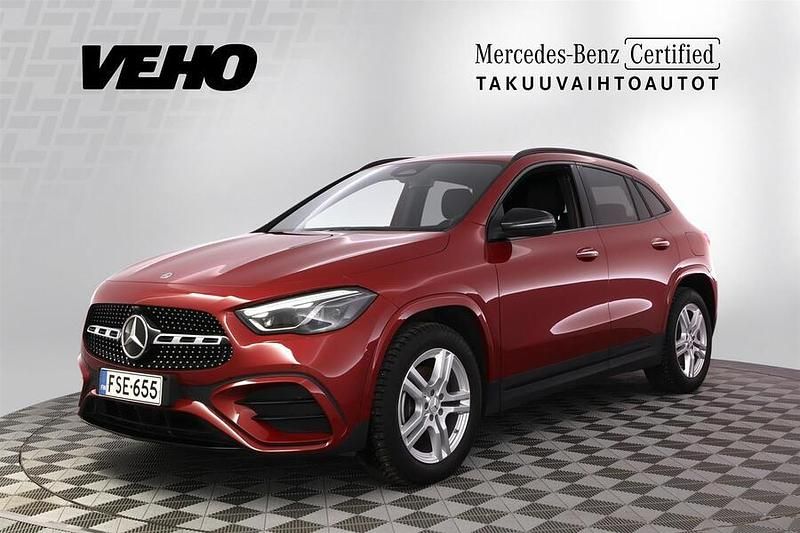 Punainen Käytetty 2024 Mercedes GLA250 Advanced Plus Katumaasturi | 48 800 € (Hieman kallis) - Kuva 1/4