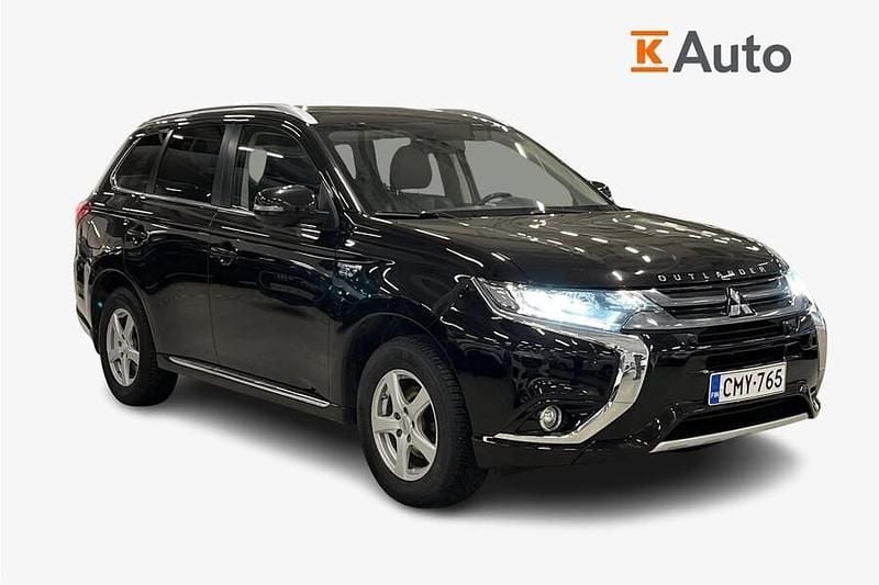 Käytetty Mitsubishi Outlander P-HEV Instyle 121 HP (88 kW) 2016 Farmari