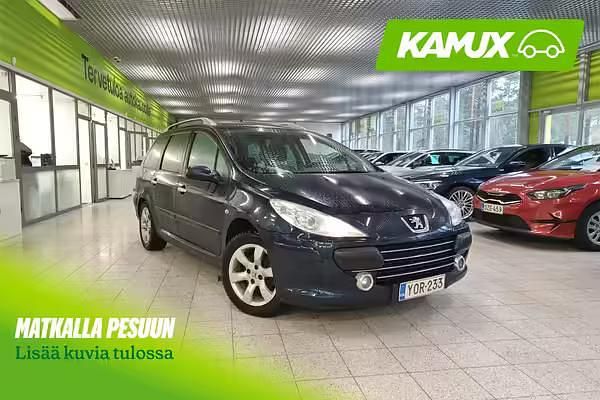Käytetty 2011 VW Passat Comfortline | 1 490 € - Kuva 1/4