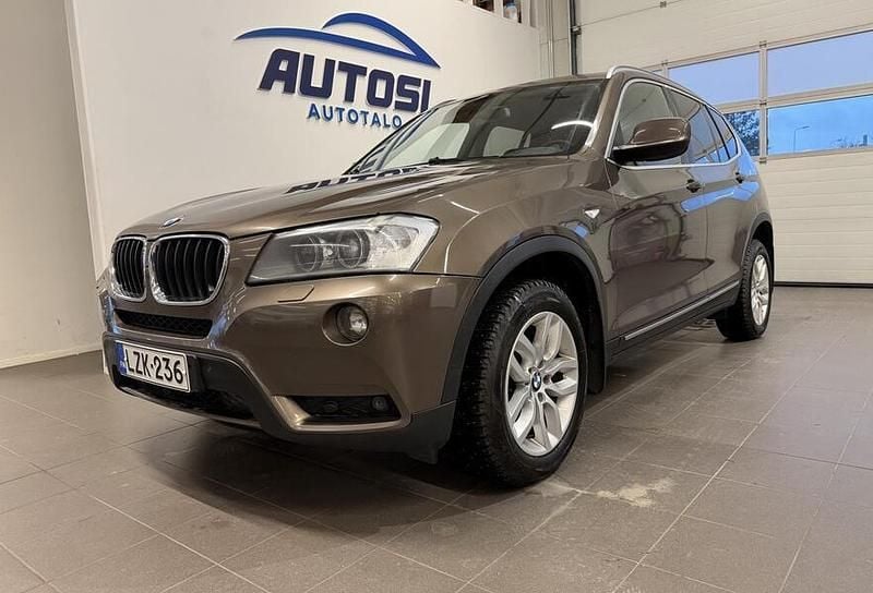 Käytetty BMW X3 Sport Line 184 HP (135 kW) 2012 Ruskea Katumaasturi