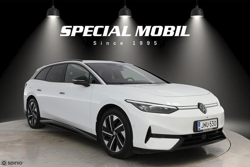 Valkoinen Käytetty 2025 VW ID.7 Pro Farmari | 49 990 € (Perustarjous) - Kuva 1/4