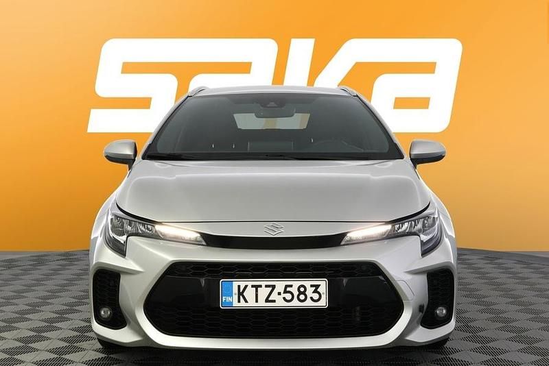 Käytetty Suzuki Swace GL 122 HP (89 kW) 2021 Farmari