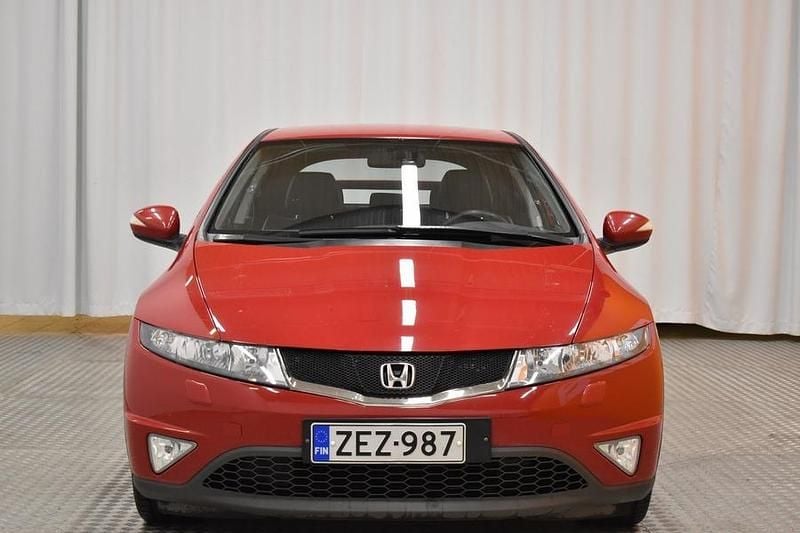 Käytetty Honda Civic Sport 140 HP (102 kW) 2008 Viistoperä