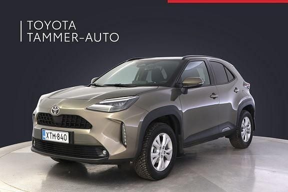 Oxide bronze 6x1 Käytetty 2025 Toyota Yaris Cross Katumaasturi | 29 980 € (Hyvä tarjous) - Kuva 1/4