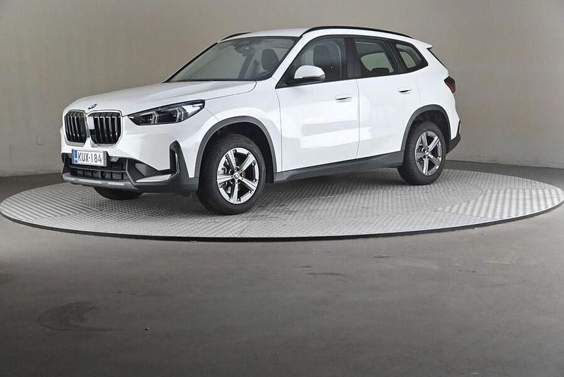Käytetty 2022 BMW X1 Katumaasturi | 33 500 € (Kallis) - Kuva 1/4