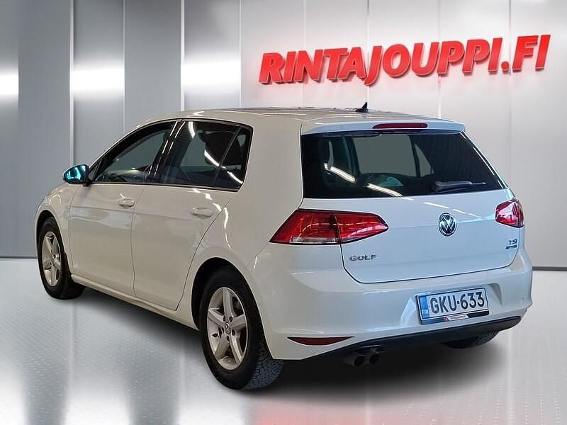 Käytetty VW Golf VII Comfortline 122 HP (89 kW) 2013 Valkoinen Viistoperä