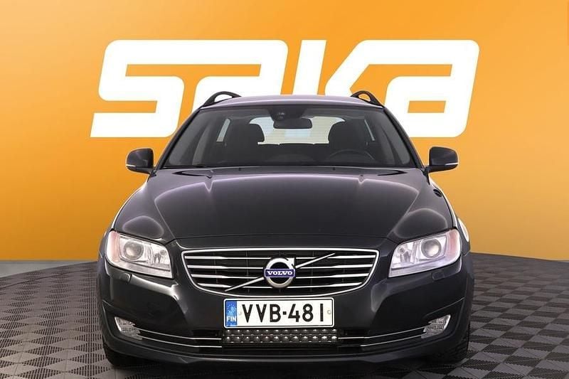Käytetty Volvo V70 Business Edition 136 HP (100 kW) 2014 Farmari