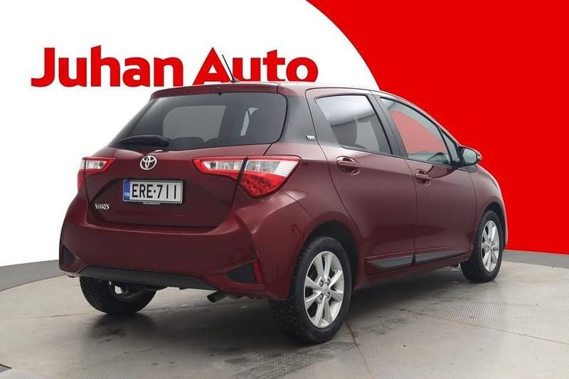 Käytetty Toyota Yaris Multidrive S 112 HP (82 kW) 2019 Punainen Viistoperä