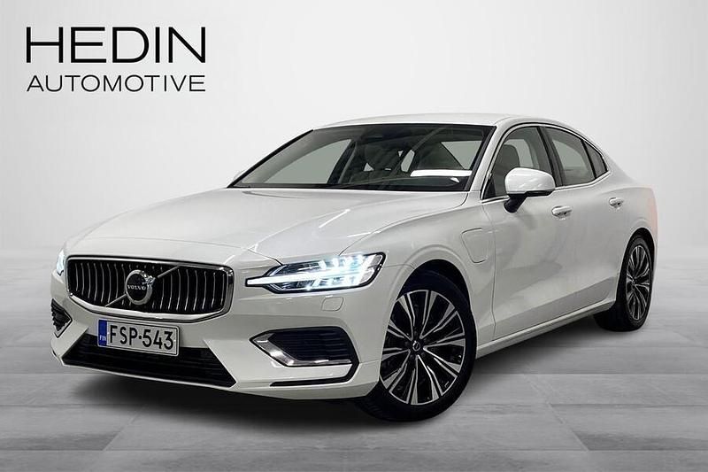 Käytetty 2023 Volvo S60 Performance Sedan | 42 990 € (Perustarjous) - Kuva 1/4
