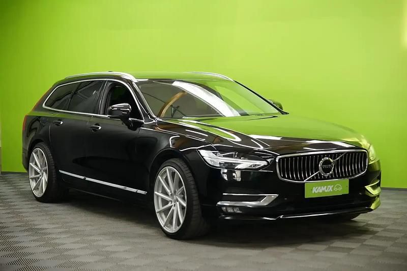 Musta Käytetty 2020 Volvo V90 Inscription Farmari | 18 890 € - Kuva 1/4