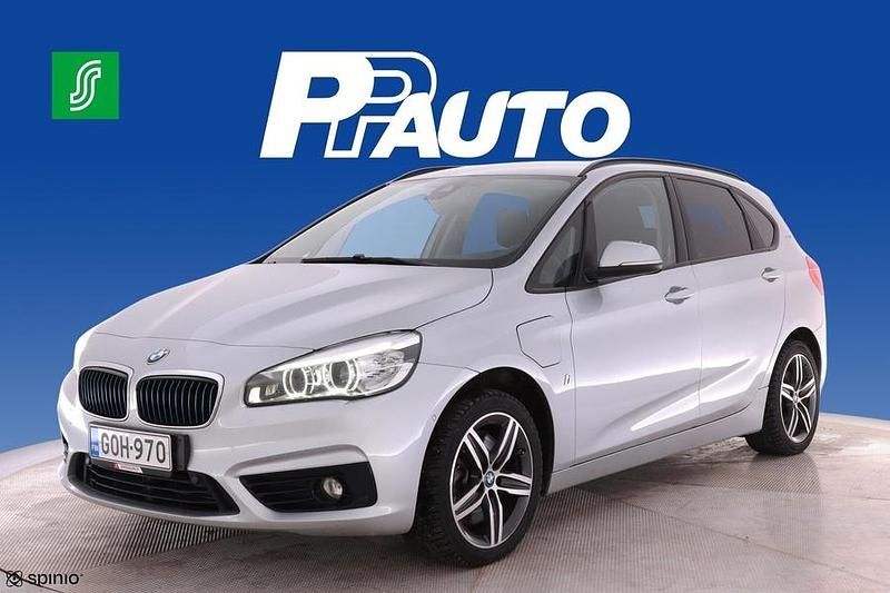 Käytetty BMW 225 Active Tourer Sport Line 224 HP (164 kW) 2017 Tila-auto