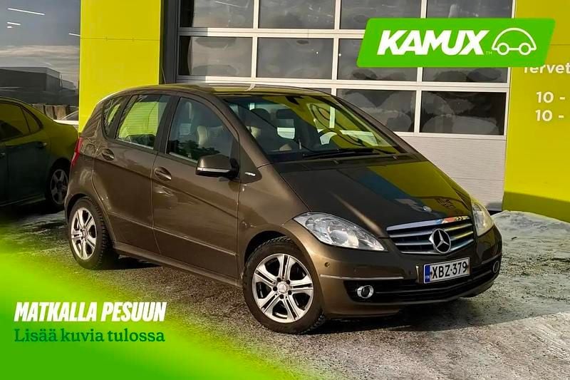 Käytetty Mercedes A160 Business 95 HP (69 kW) 2012 Ruskea Tila-auto