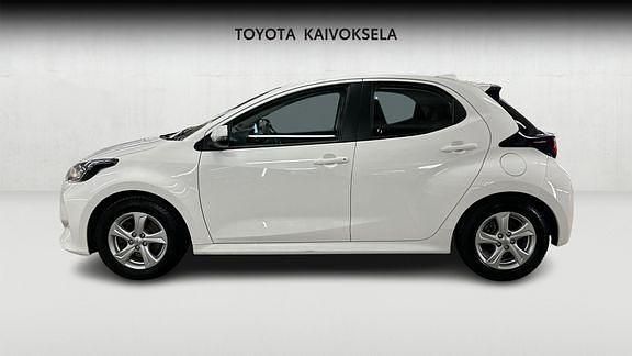 Käytetty Toyota Yaris Active 114 HP (83 kW) 2023 Valkoinen Viistoperä