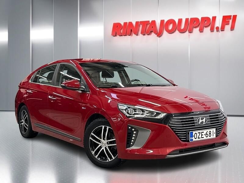 Punainen Käytetty 2019 Hyundai Ioniq Style Viistoperä | 15 700 € (Perustarjous) - Kuva 1/4