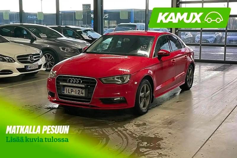 Punainen Käytetty 2014 Audi A3 Business Sedan | 10 490 € (Perustarjous) - Kuva 1/4
