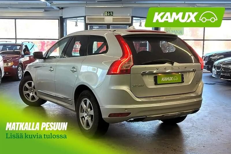 Käytetty Volvo XC60 Summum 181 HP (133 kW) 2015 Hopea / harmaa Katumaasturi
