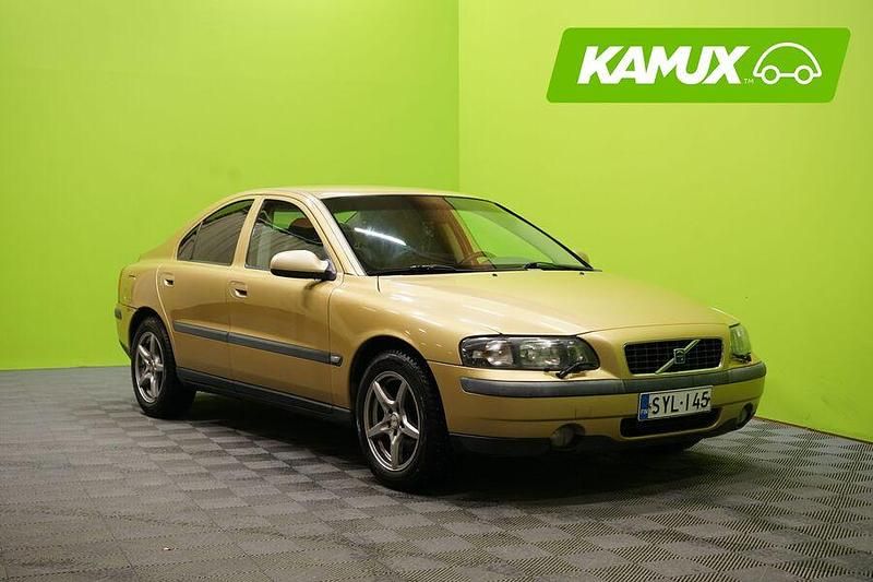 Käytetty 2001 Volvo S60 Sedan | 1 700 € (Hyvä tarjous) - Kuva 1/3