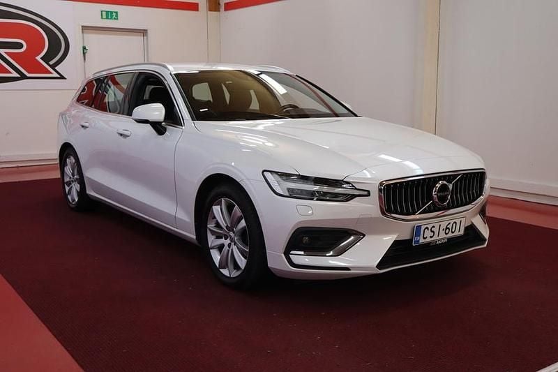 Käytetty Volvo V60 Inscription 150 HP (110 kW) 2018 Farmari