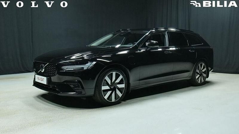 Käytetty 2025 Volvo V90 Plus Farmari | 49 800 € (Kallis) - Kuva 1/3