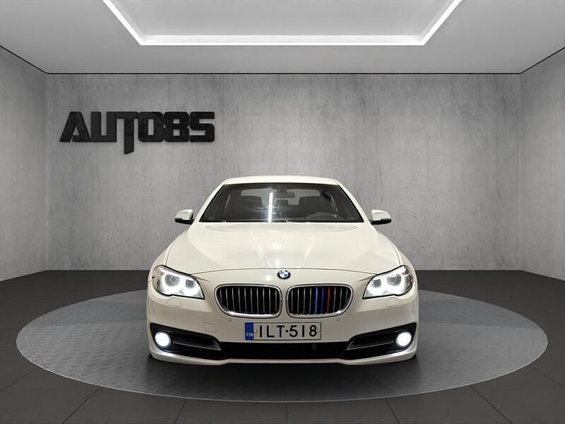 Käytetty BMW 518 Exclusive 143 HP (105 kW) 2014 Valkoinen Sedan